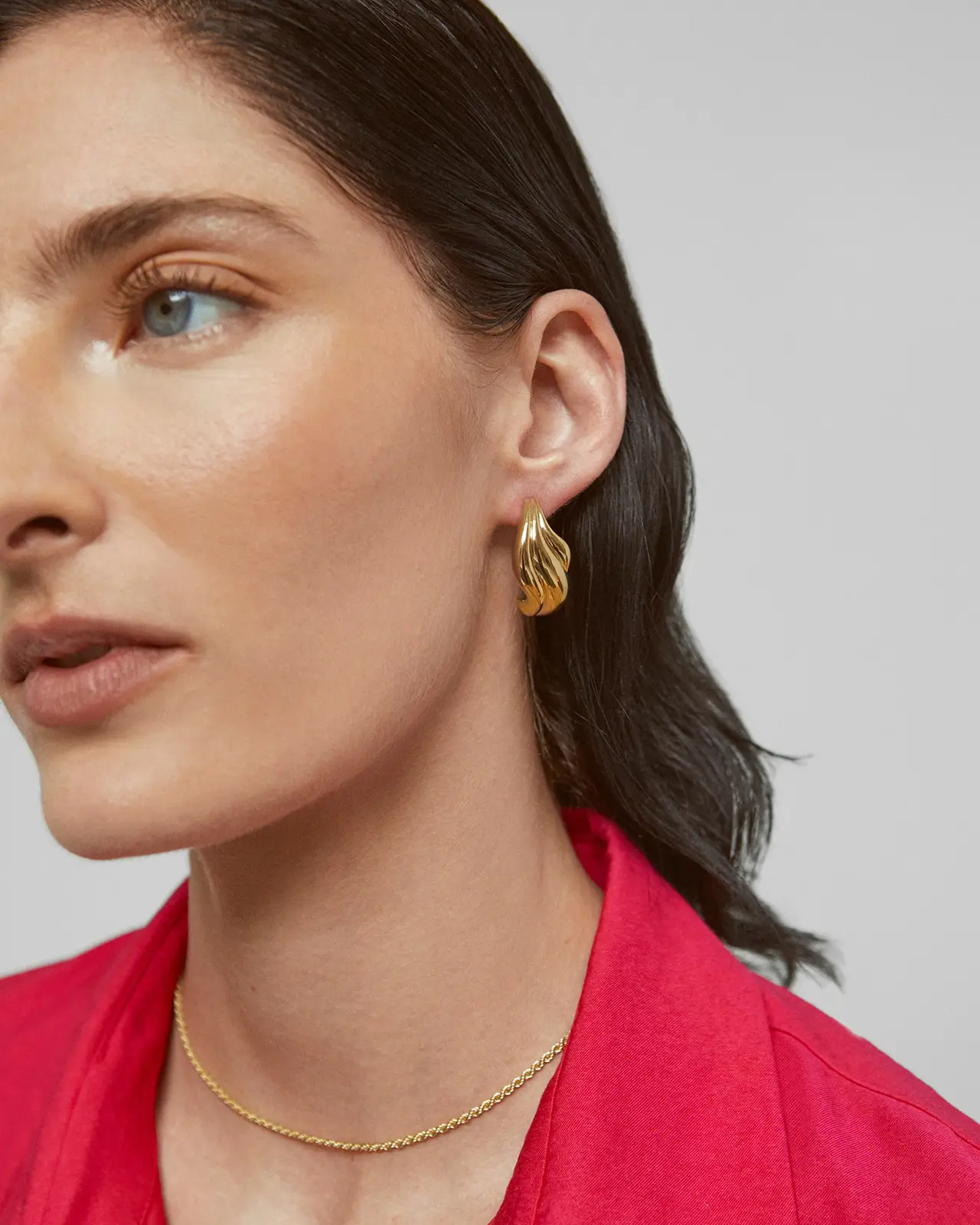 Gold Leaf Stud Earrings - 图片 3