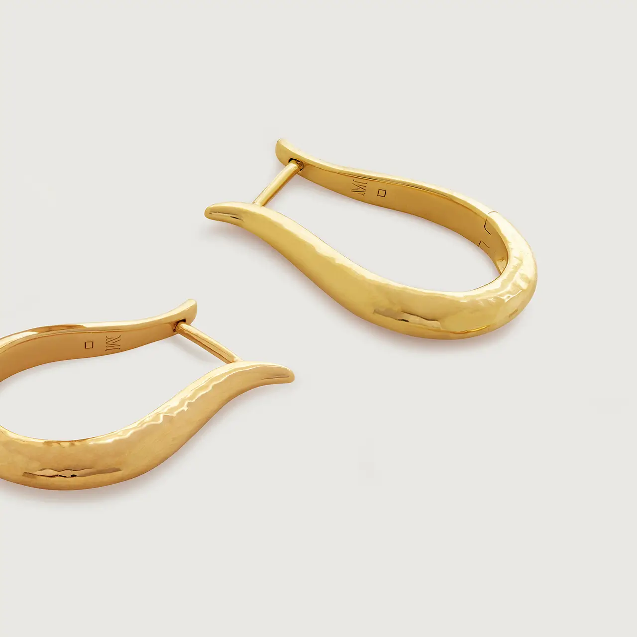 Medium Hoop Earrings - 图片 3